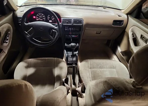 1994 Nissan Sentra E z USA, uszkodzony, nr VIN 1N4EB31PXRC891090